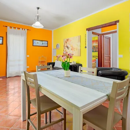 Casa Bouganvillea 度假居 圣特奥多罗