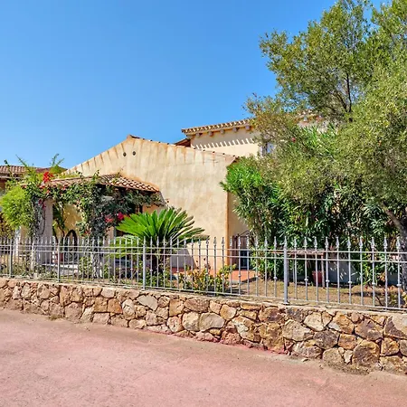 Casa Bouganvillea 度假居 圣特奥多罗